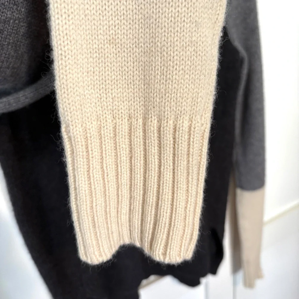 Vince‎ Women's Grey Colorblock Wool Cashmere Turtleneck Sweater in Size M